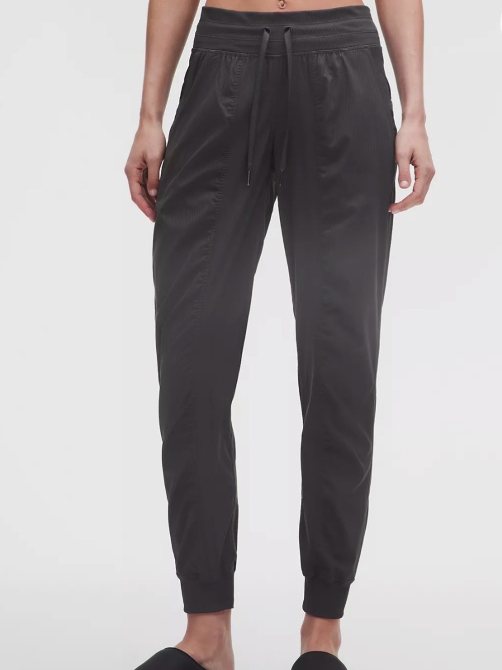 Lululemon Dance Studio mid-rise Jogger Graphite Gray size 2
